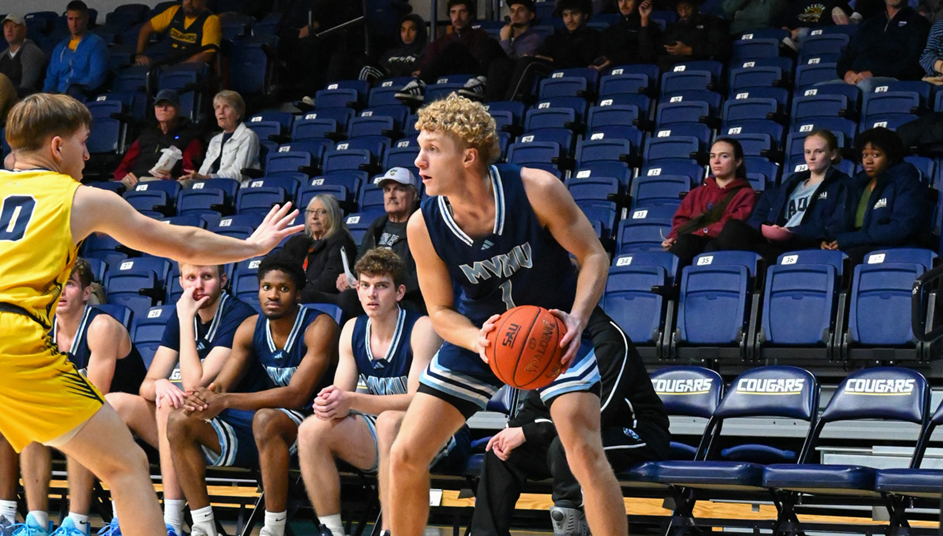 Men’s Basketball Falls in Crossroads League Opener at (RV) SAU