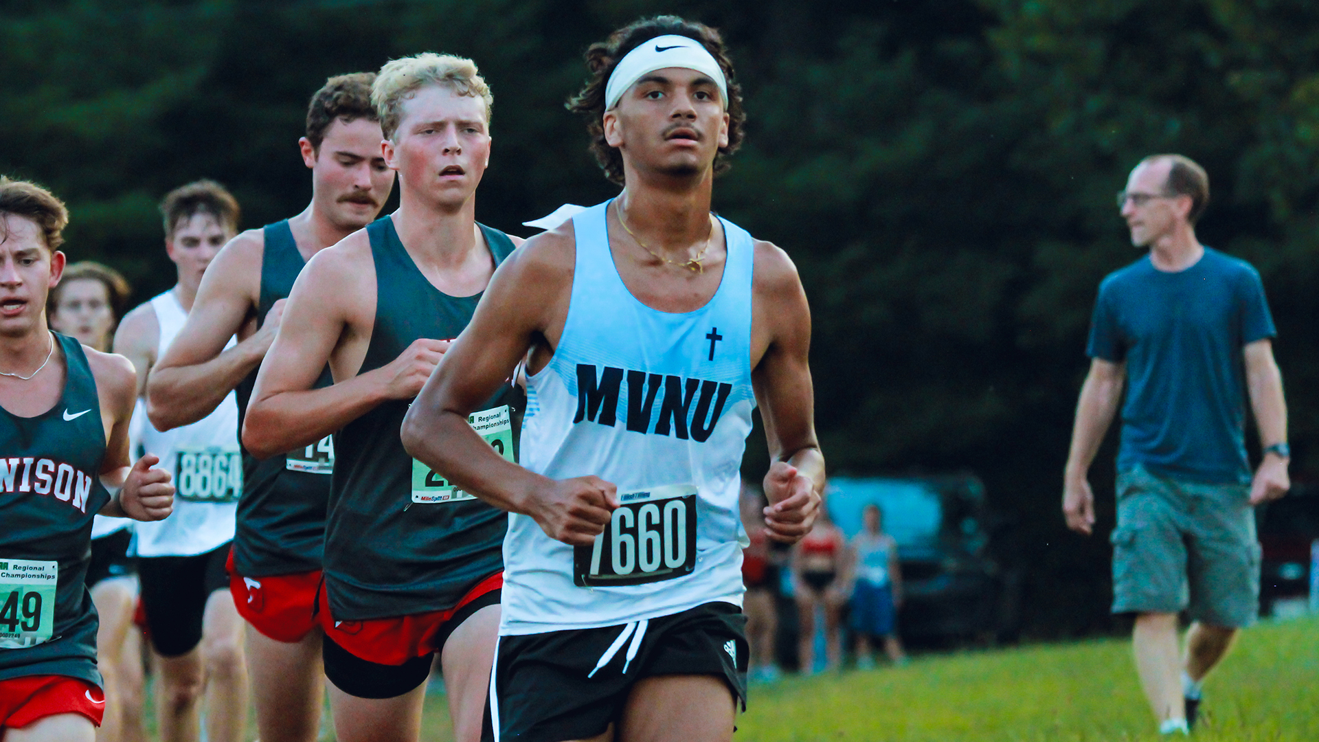 Men Compete in Ray Bullock Invite at Taylor