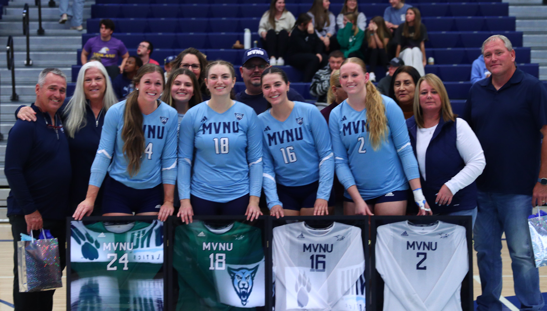 Women’s Volleyball Celebrates Senior Night with Sweep of USF